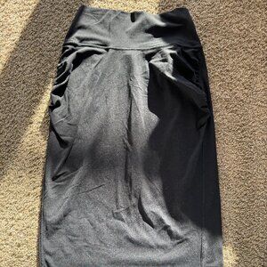 Athleta Trascend Mini Skirt‎ Black Stretchy Ruched Size Medium